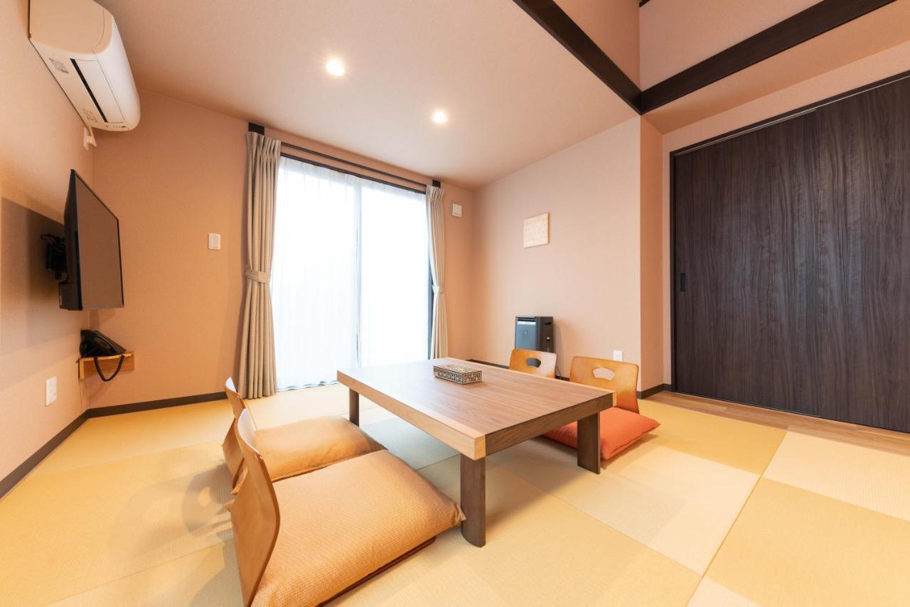 スタジオーネ 箱根強羅 East - Stagione Hakone Gora East Apartment Exterior photo